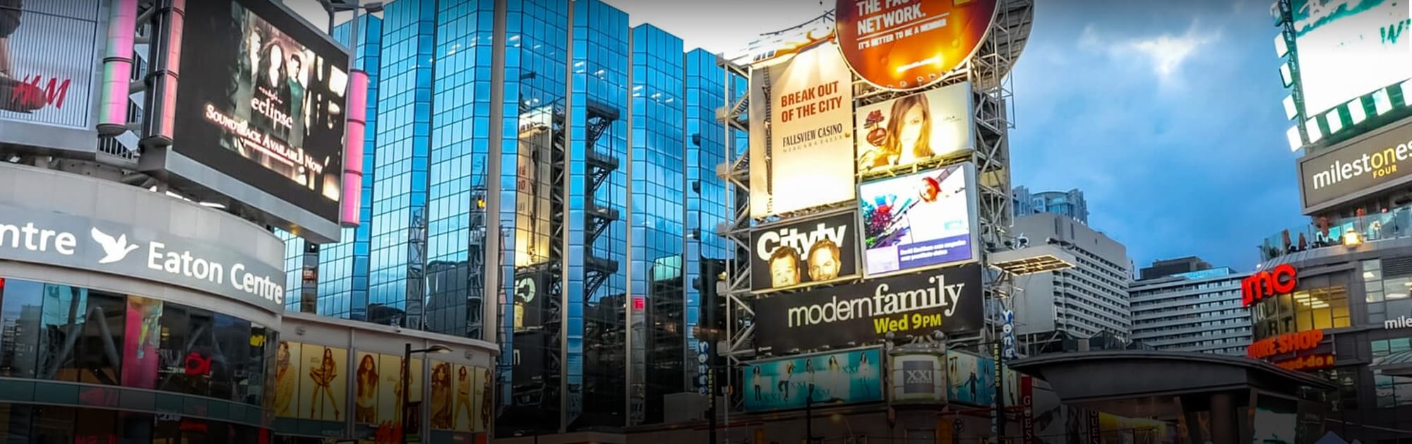 Best Signs Graphics Company In Toronto Custom Signs And Designs