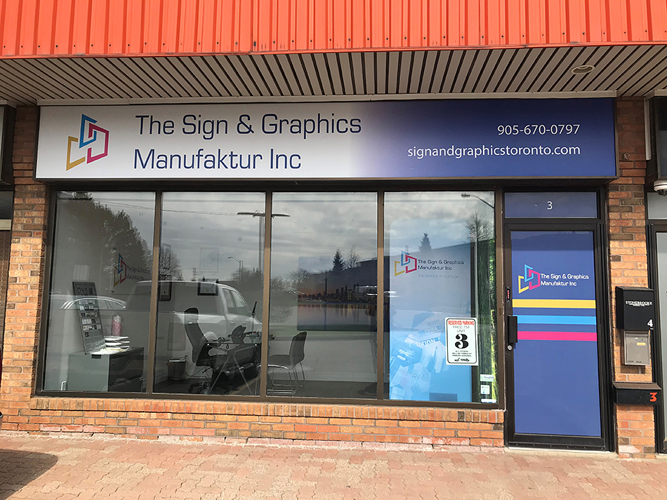 Outdoor Signs of Sign and Graphics Manufaktur